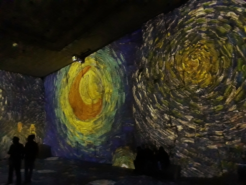 carrières de lumières,van gogh,art