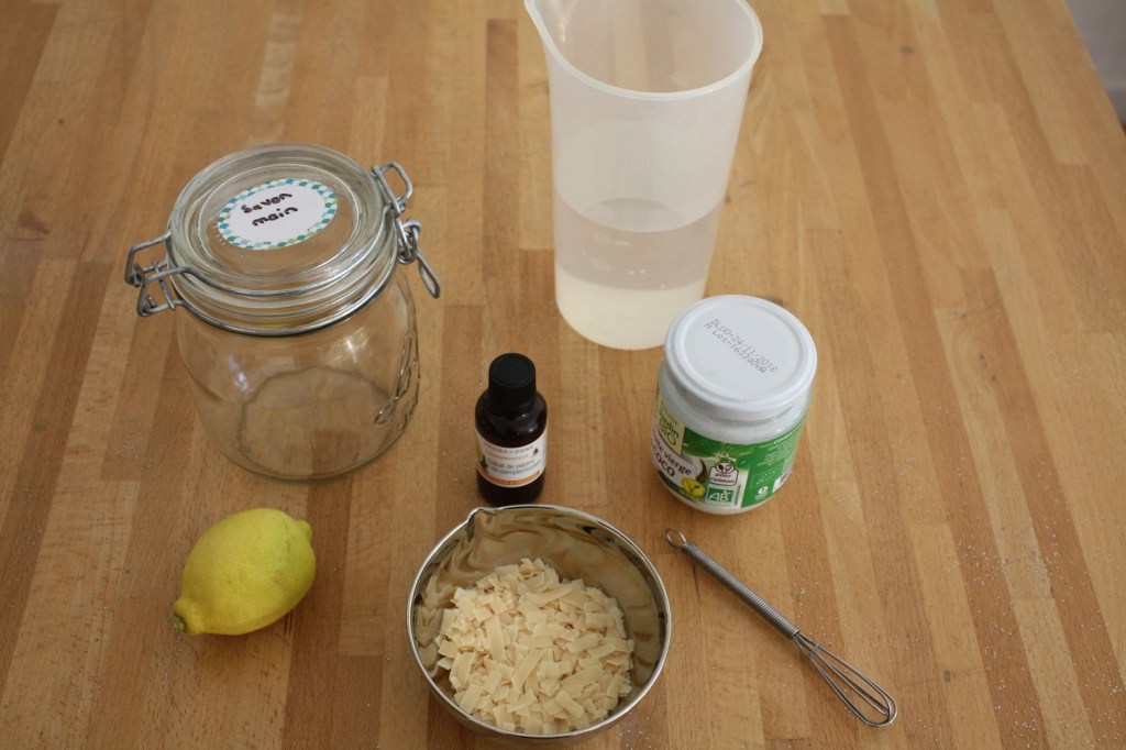 savon liquide,main,DIY,fait maison