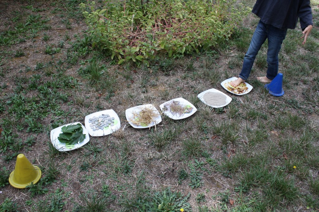 Parc sensoriel pieds nus (4).JPG